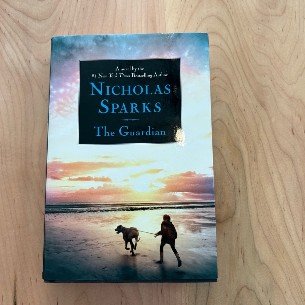 Nicholas Sparks “The Guardian” Hardcover Novel, Fiction, Romantic Suspense, Read
